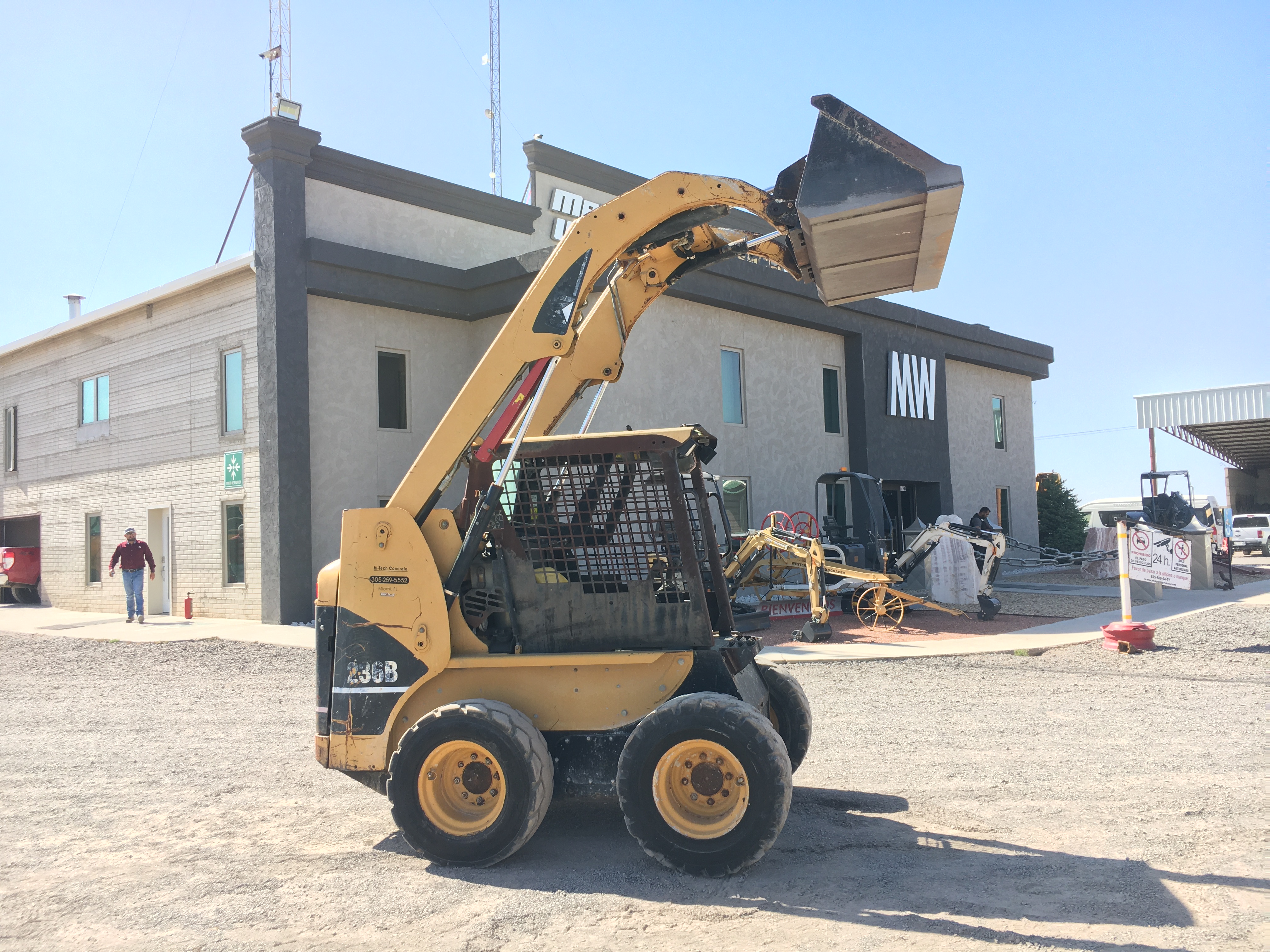 ./imagenes/INVOICE/2019/16422/MINICARGADOR CAT_236B (29).JPG